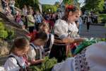 2024_04_30-TN-Opatova-Den-kroja-Stavanie-maja-056