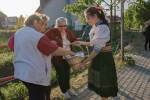 2024_04_30-TN-Opatova-Den-kroja-Stavanie-maja-087