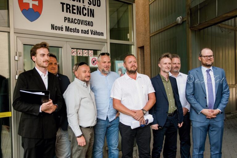 Ide o 84 000 €, ospravedlnenie a odstránenie videa