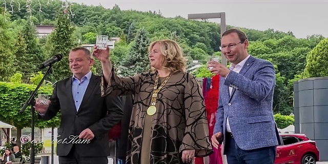 Kúpeľná sezóna v Trenčianskych Tepliciach je otvorená